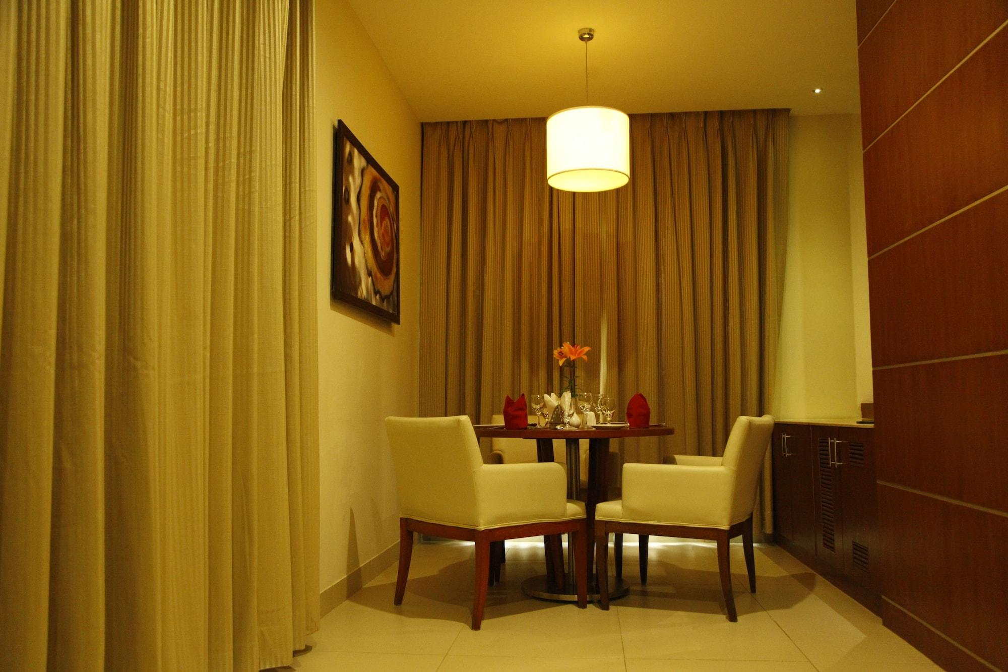 The Altruist Business Hotel Hitech Hyderabad Exterior foto