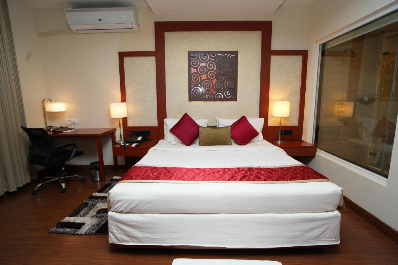 The Altruist Business Hotel Hitech Hyderabad Exterior foto