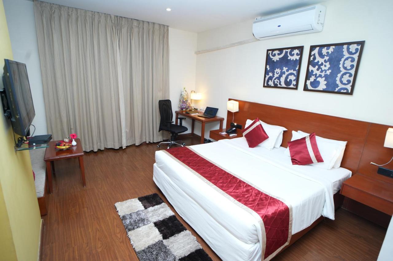 The Altruist Business Hotel Hitech Hyderabad Exterior foto