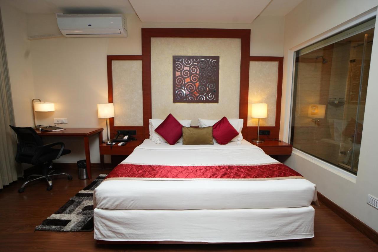 The Altruist Business Hotel Hitech Hyderabad Exterior foto