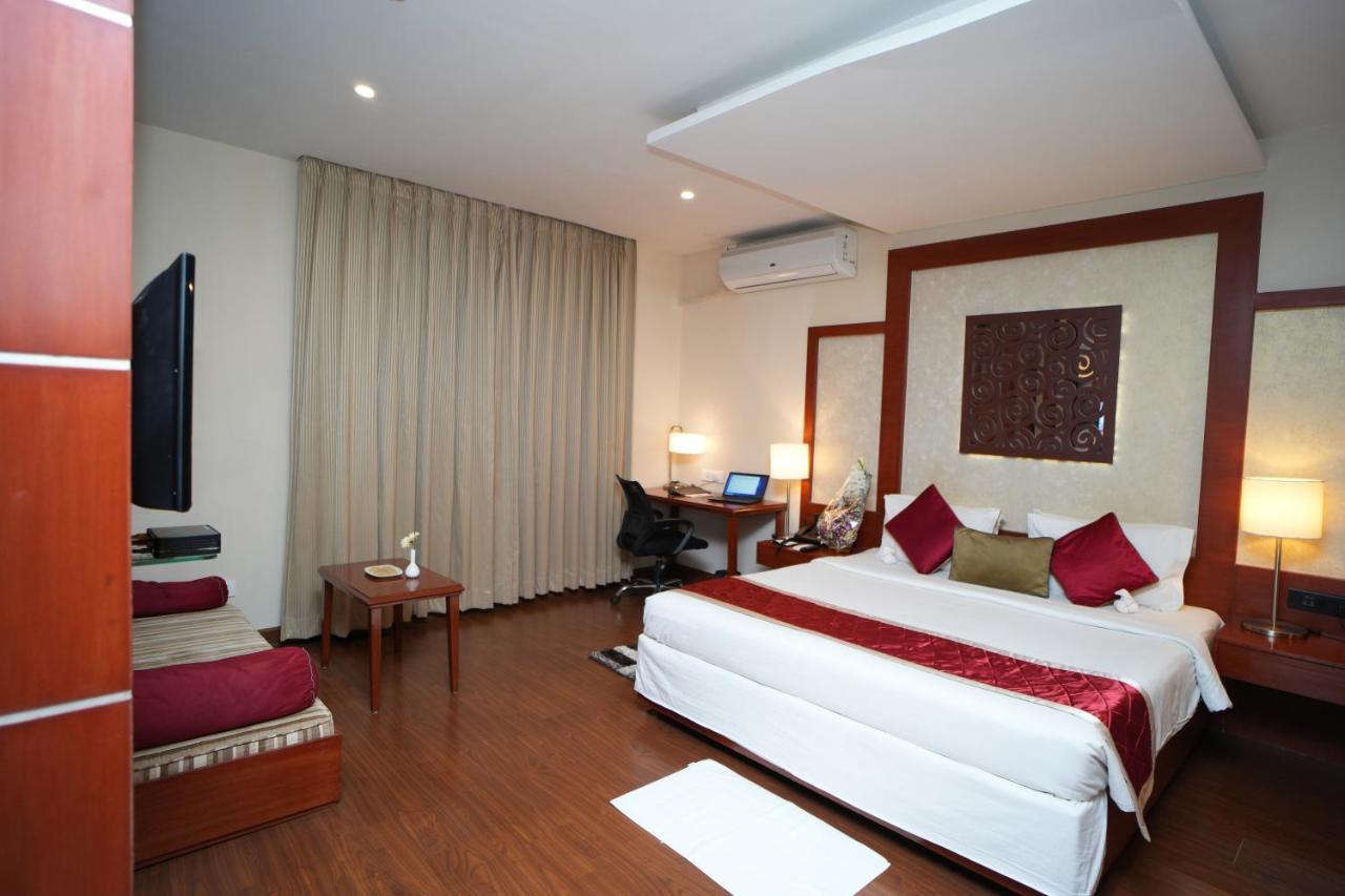 The Altruist Business Hotel Hitech Hyderabad Exterior foto