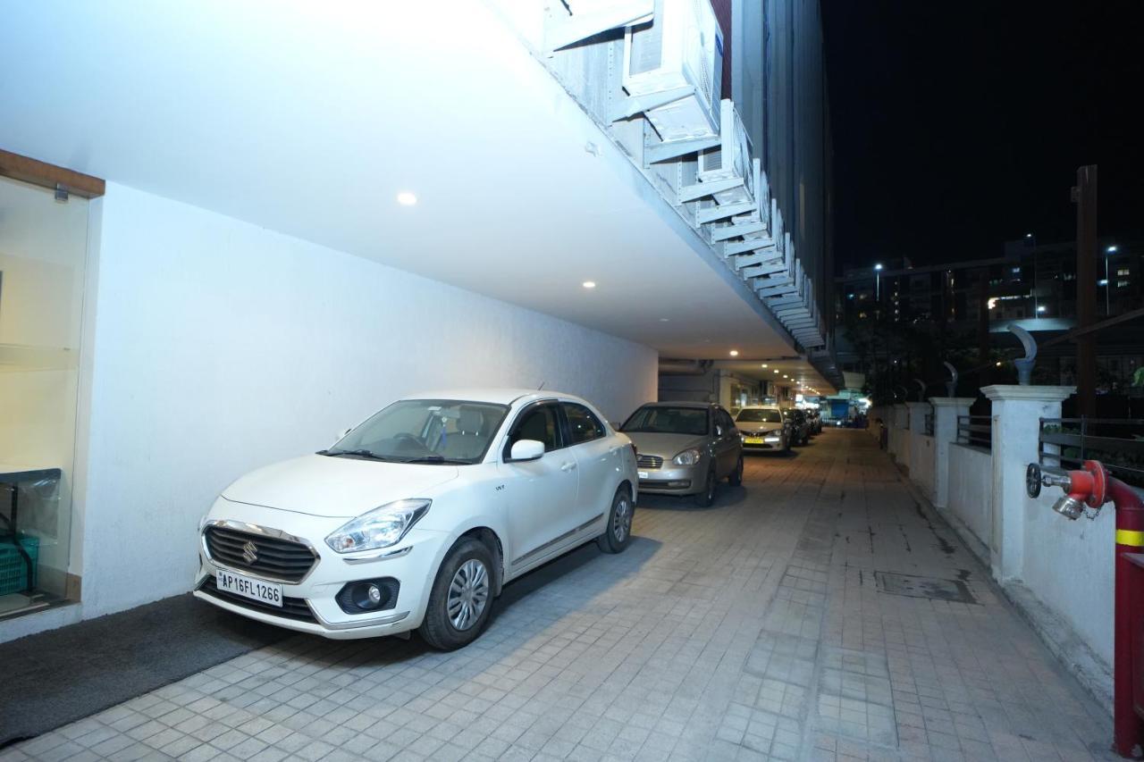The Altruist Business Hotel Hitech Hyderabad Exterior foto